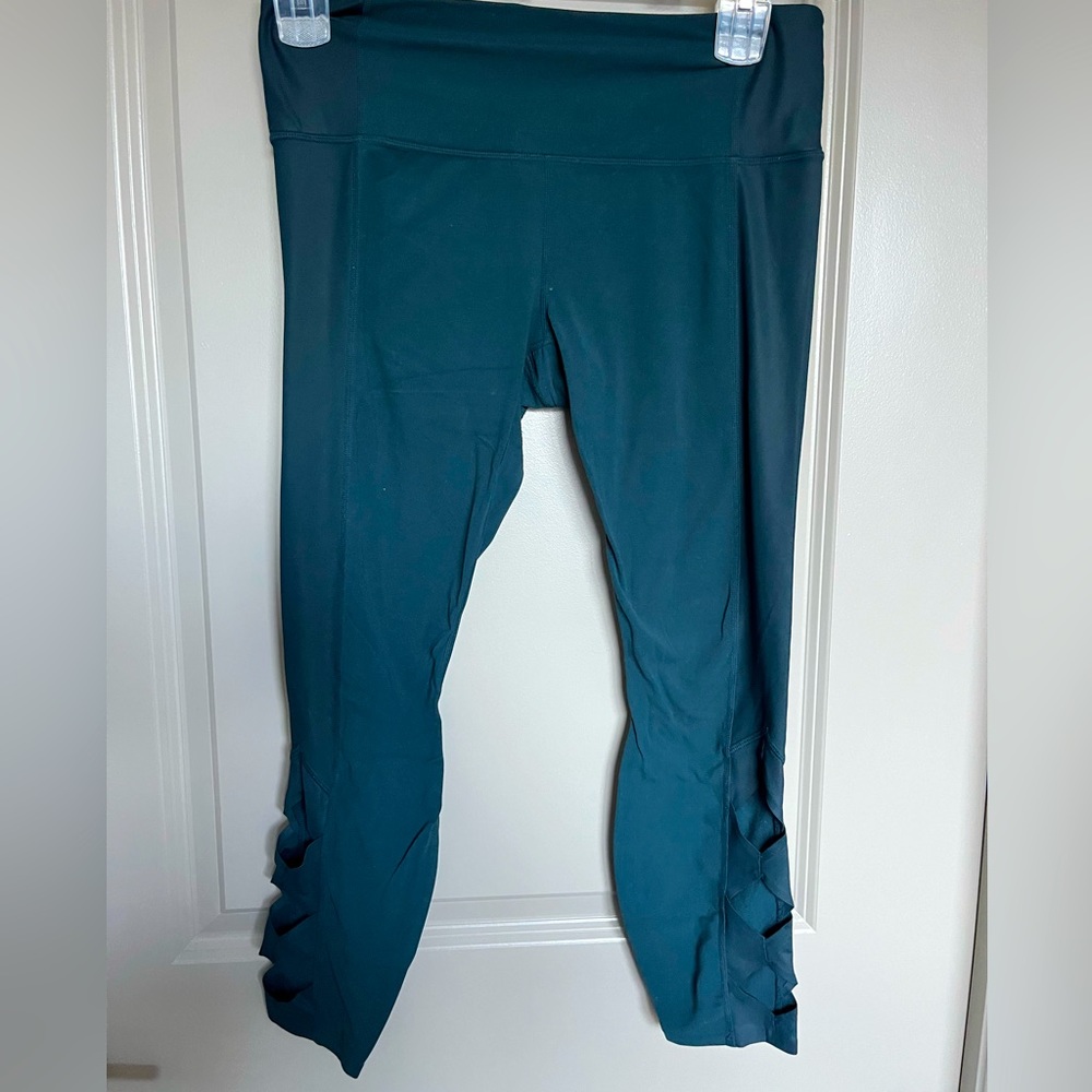 Athleta Cobra Tight Legging Teal Abyss Diamond Keyhole Cutouts- Medium